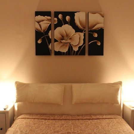 Bethel B&B Gela Bagian luar foto
