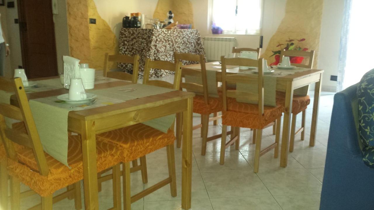 Bethel B&B Gela Bagian luar foto