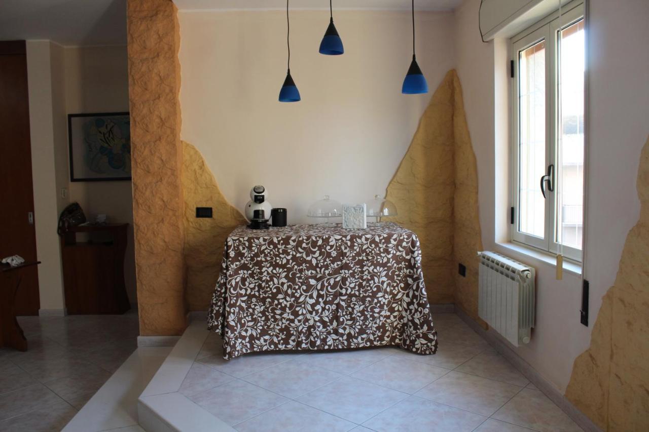 Bethel B&B Gela Bagian luar foto